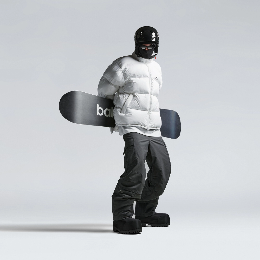 Balenciaga Snowboard